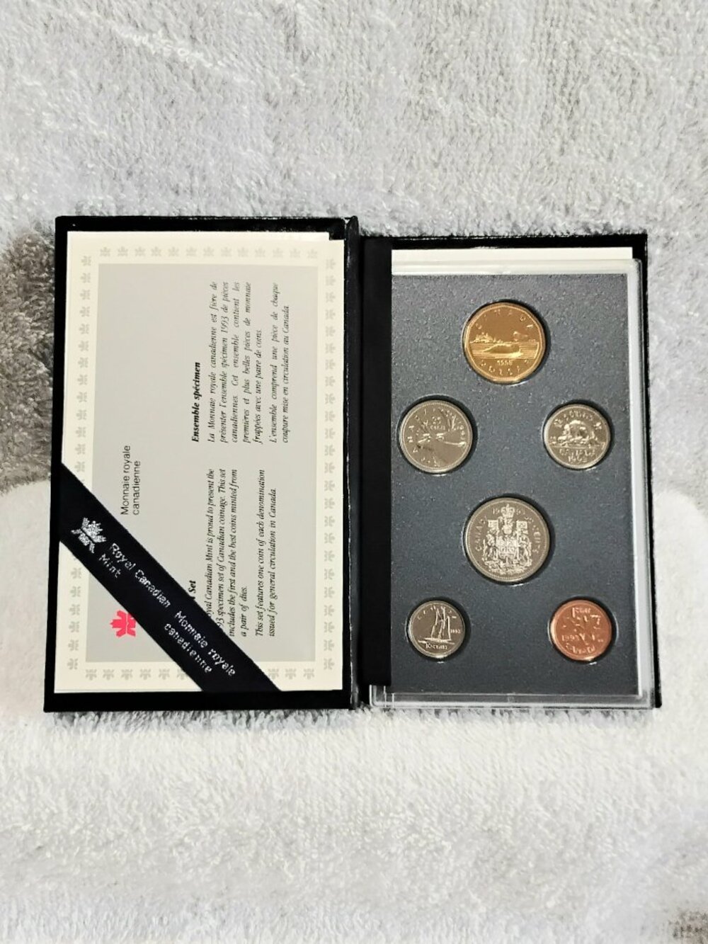 Sealed 1993 Canadian Coins Specimen Set by the Royal Canadian Mint!!